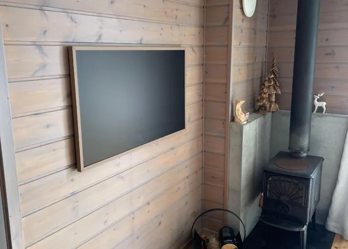 Close To Kjerag, Hiking And Lakes! Holiday home